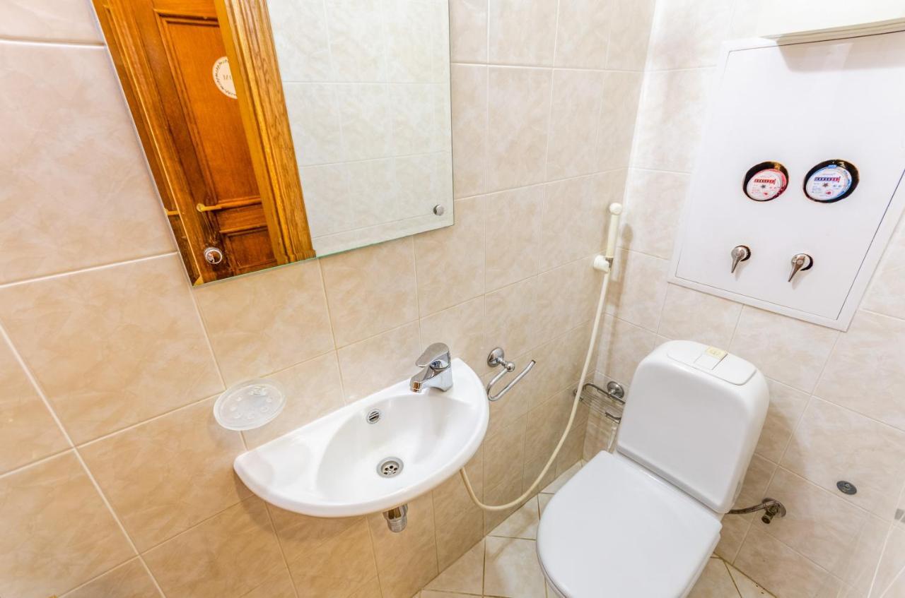 Sun City Hostel 3 Kiev Buitenkant foto