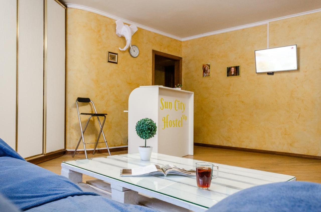 Sun City Hostel 3 Kiev Buitenkant foto
