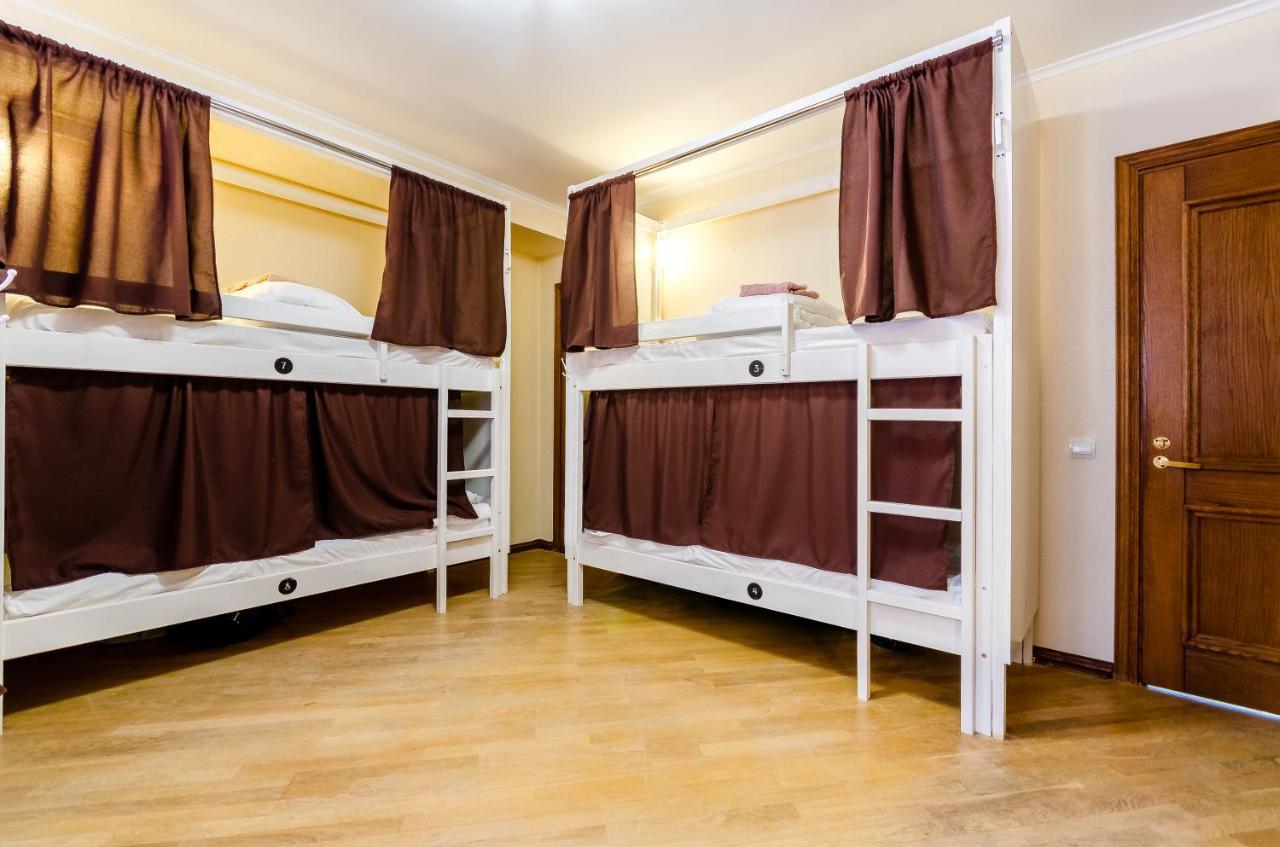 Sun City Hostel 3 Kiev Buitenkant foto