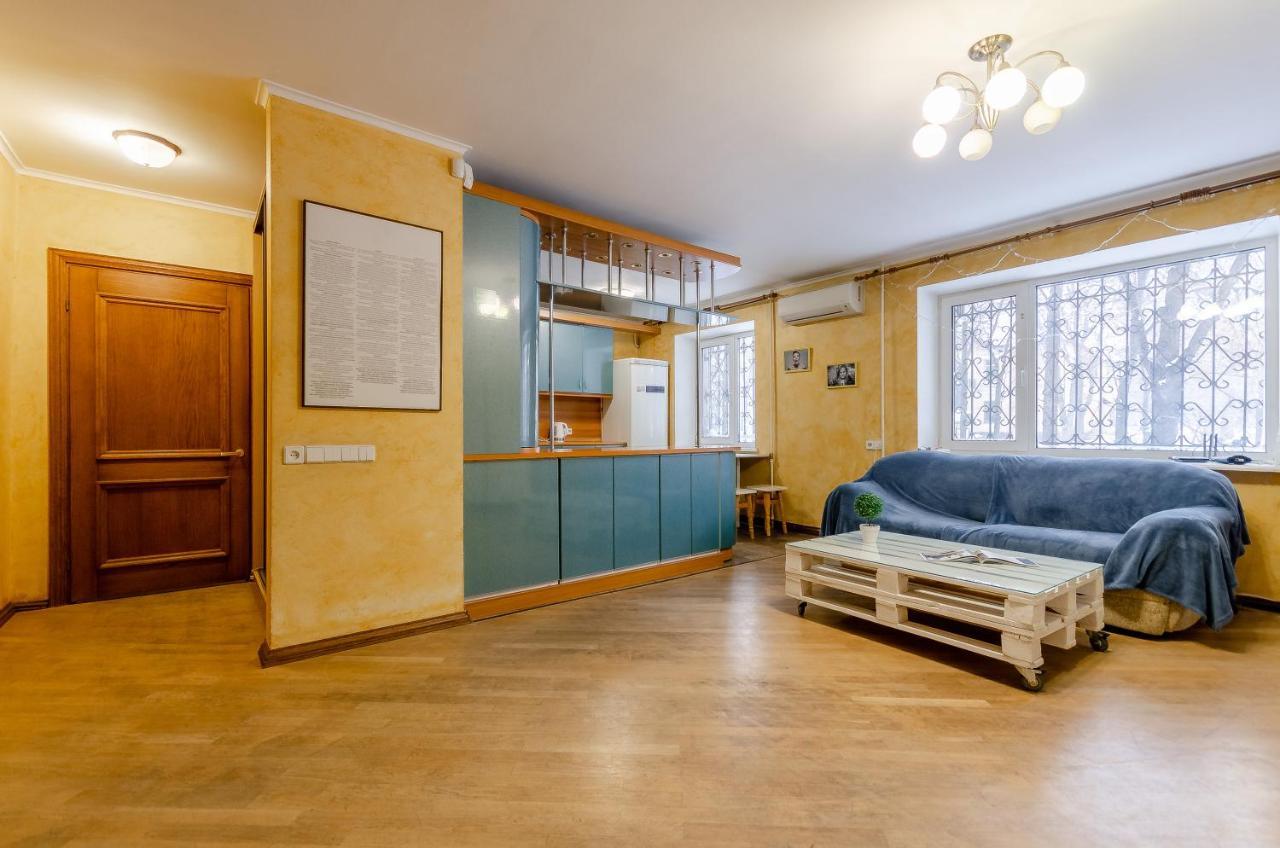Sun City Hostel 3 Kiev Buitenkant foto